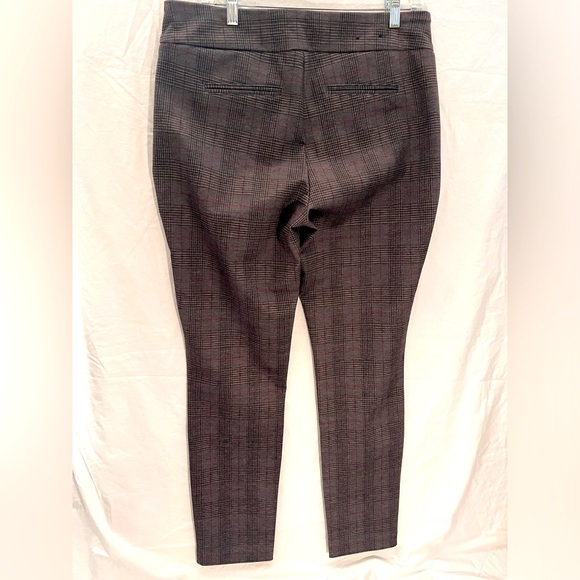 Dalia Pull On Brown Plaid Pant with Tummy Control   Sz 10 - Picture 2 of 4